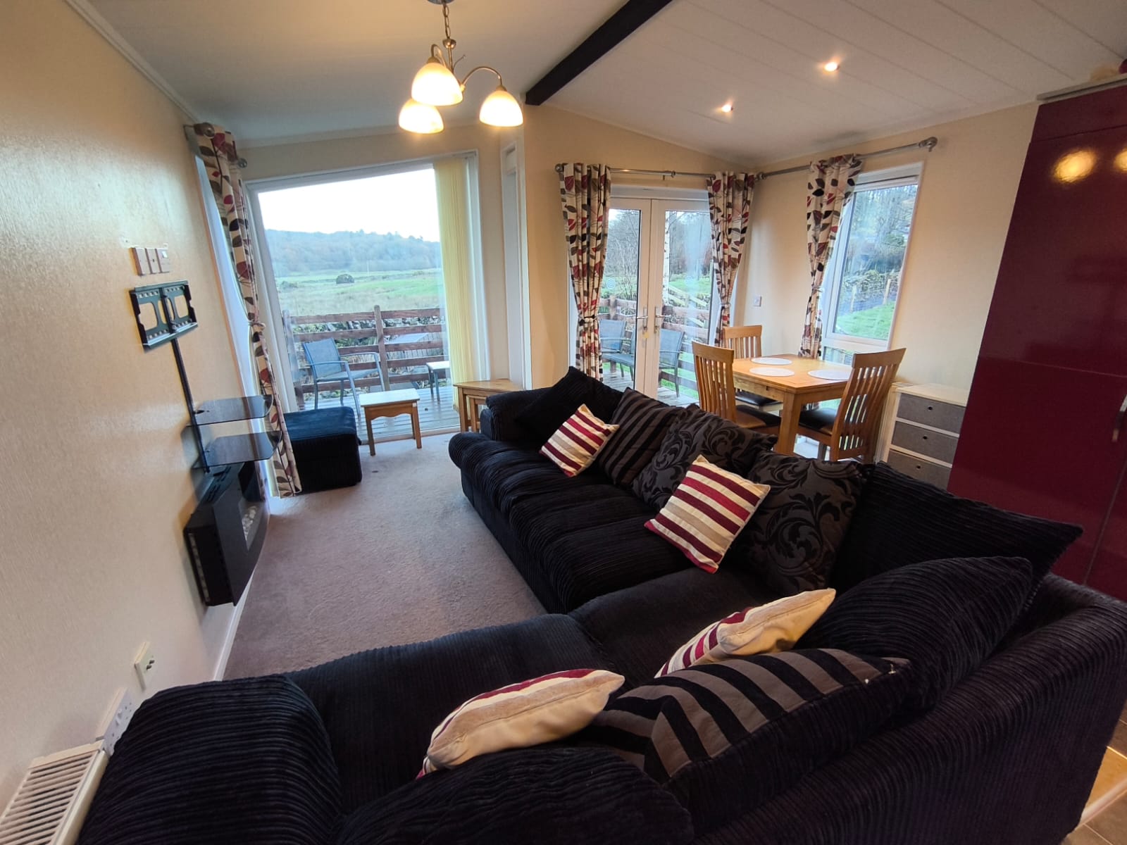 Tingdene Lodge 3 bedroom, 41ft x 13ft - Image 11