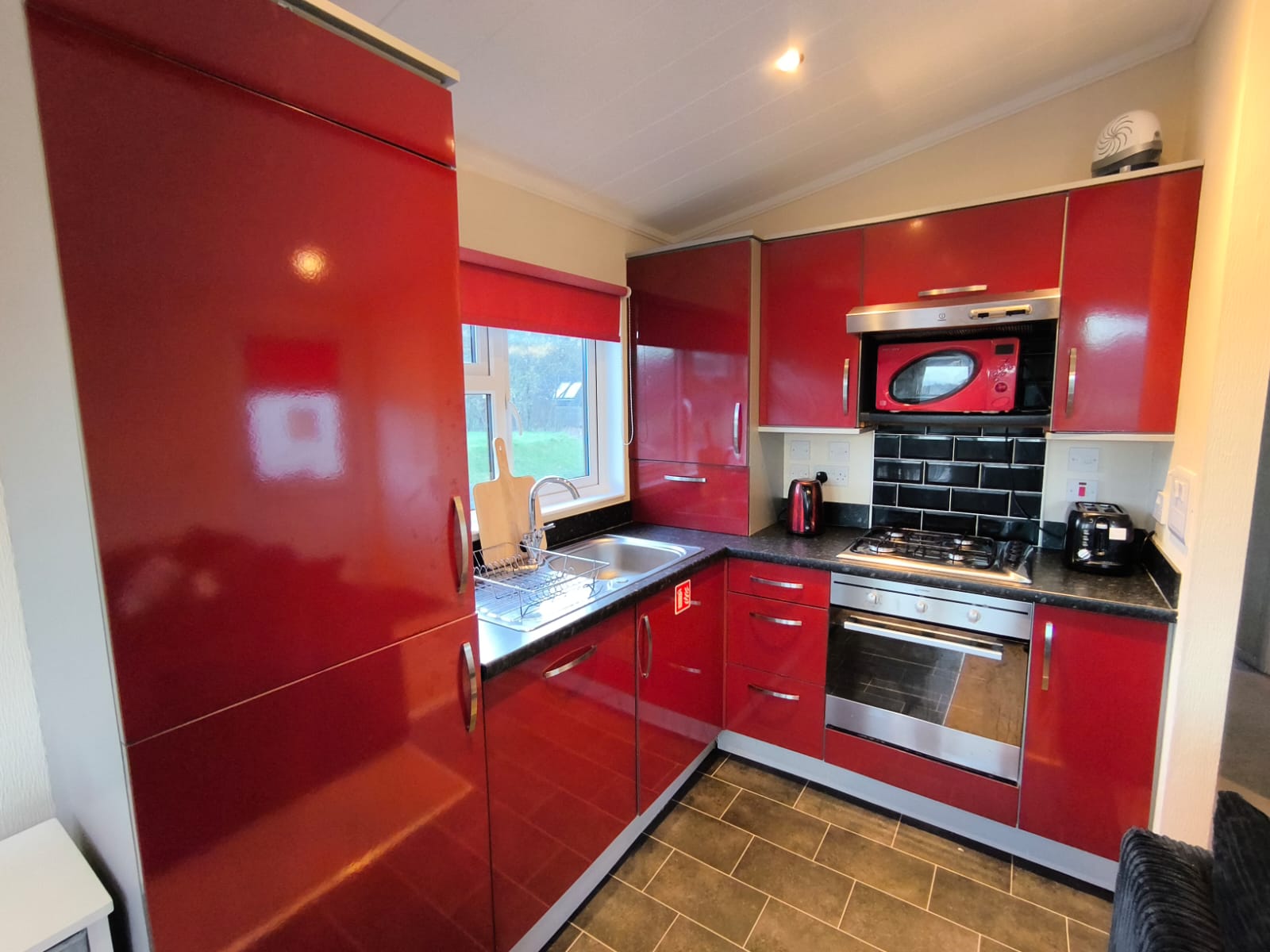 Tingdene Lodge 3 bedroom, 41ft x 13ft - Image 8