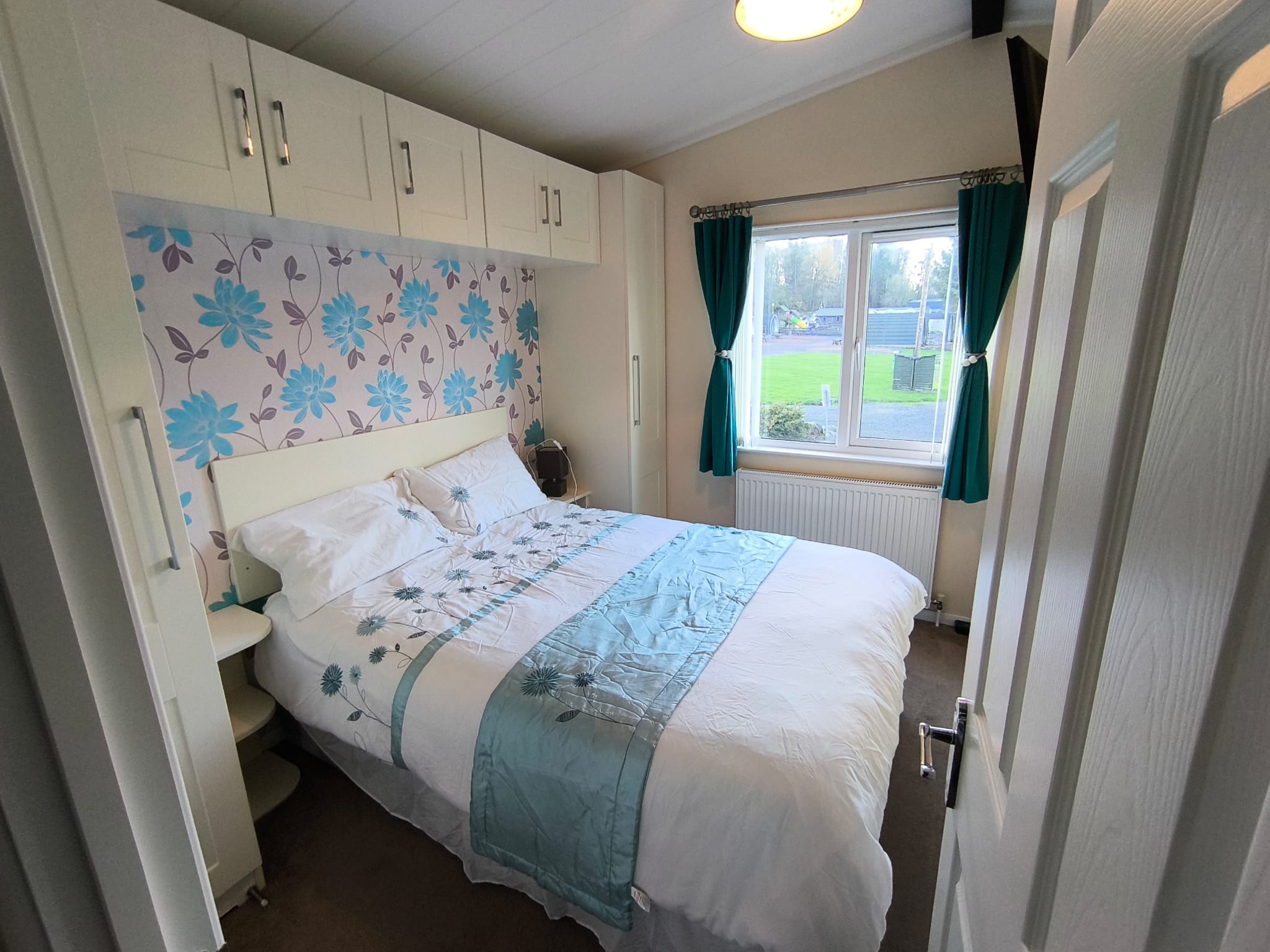 Tingdene Lodge 3 bedroom, 41ft x 13ft - Image 13