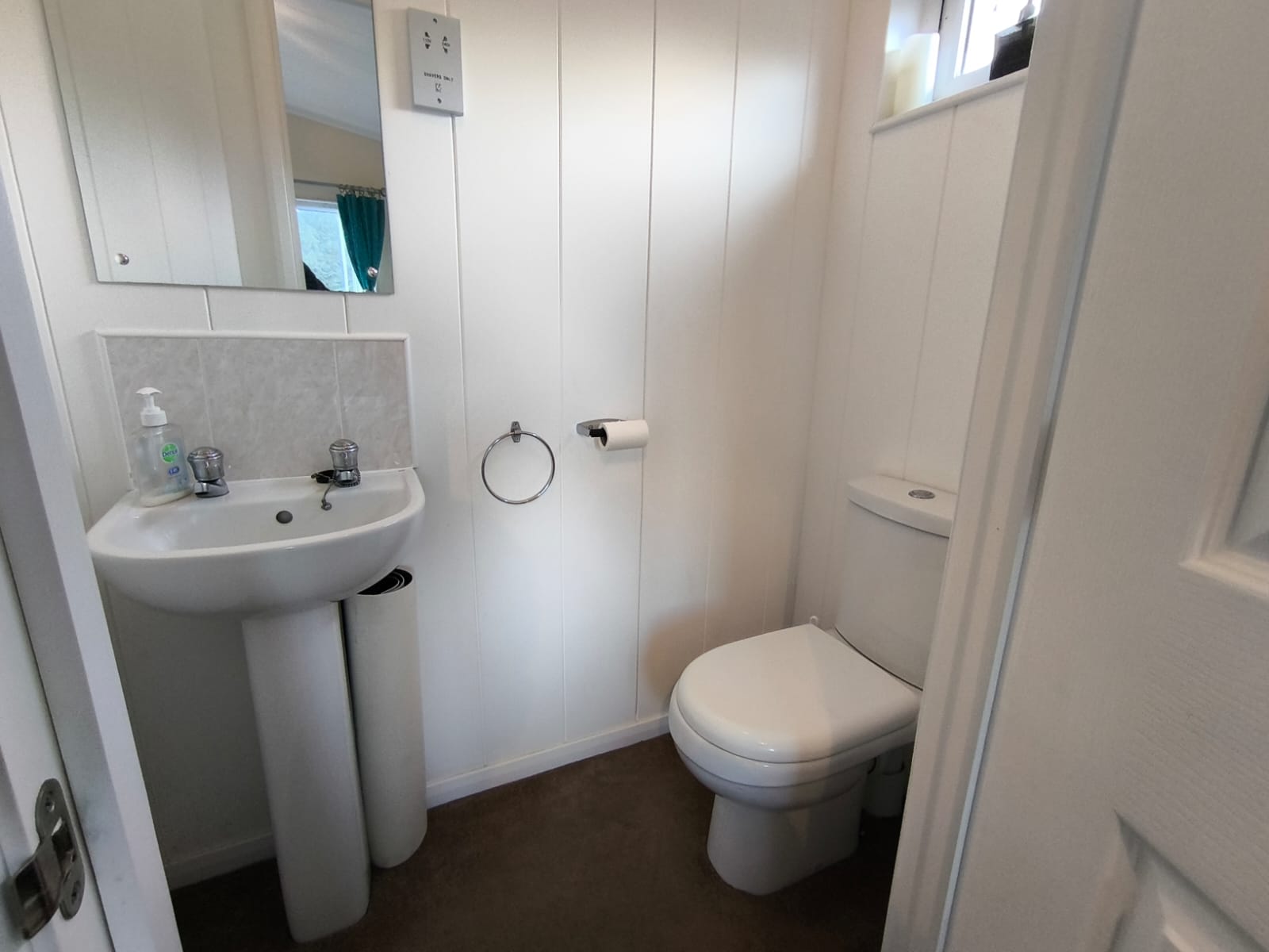 Tingdene Lodge 3 bedroom, 41ft x 13ft - Image 18